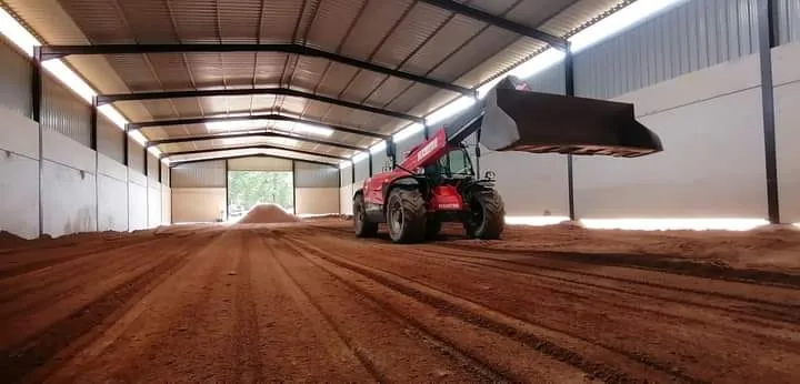 Construção de armazém agrícola